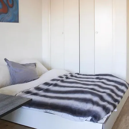 Bright Studio With Terrace And Free View *